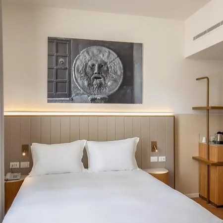 Hotell Cosmopolita Rome, Tapestry Collection By Hilton 4*