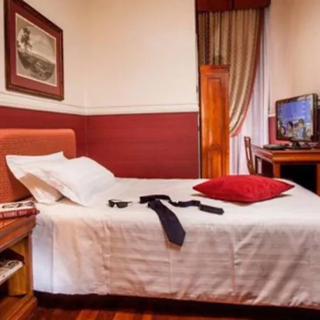 Cosmopolita Colosseum, Tapestry Collection By Hilton