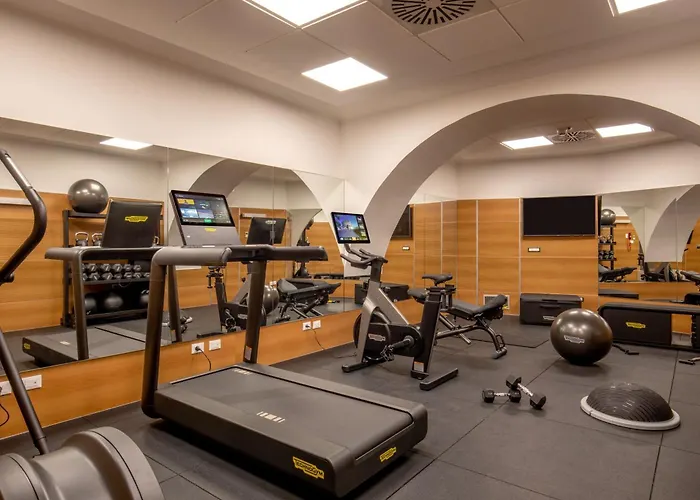 Hotel Cosmopolita Colosseum, Tapestry Collection By Hilton