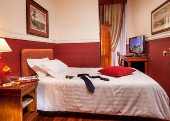 Cosmopolita Colosseum, Tapestry Collection By Hilton