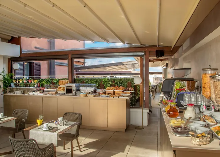 Cosmopolita Colosseum, Tapestry Collection By Hilton Rom