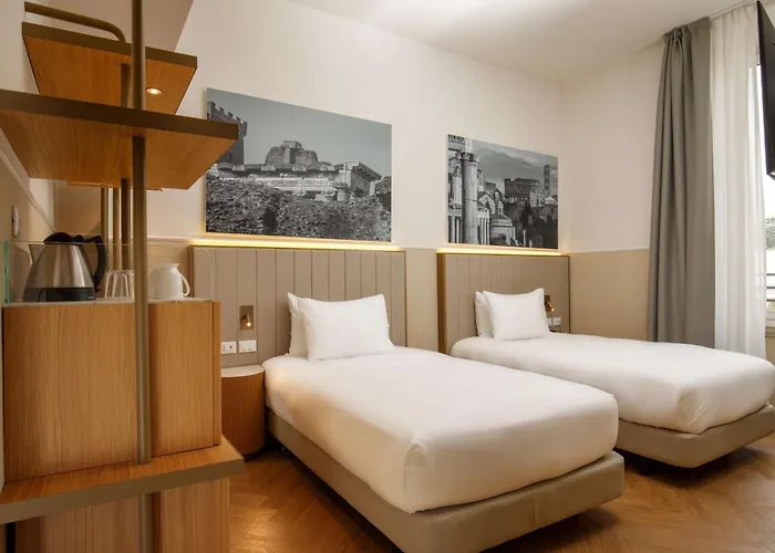 Cosmopolita Colosseum, Tapestry Collection By Hilton