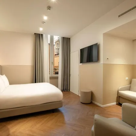 Hotel Cosmopolita Rome, Tapestry Collection By Hilton Rome