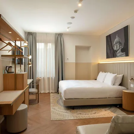 Cosmopolita Rome, Tapestry Collection By Hilton Hotel Rome